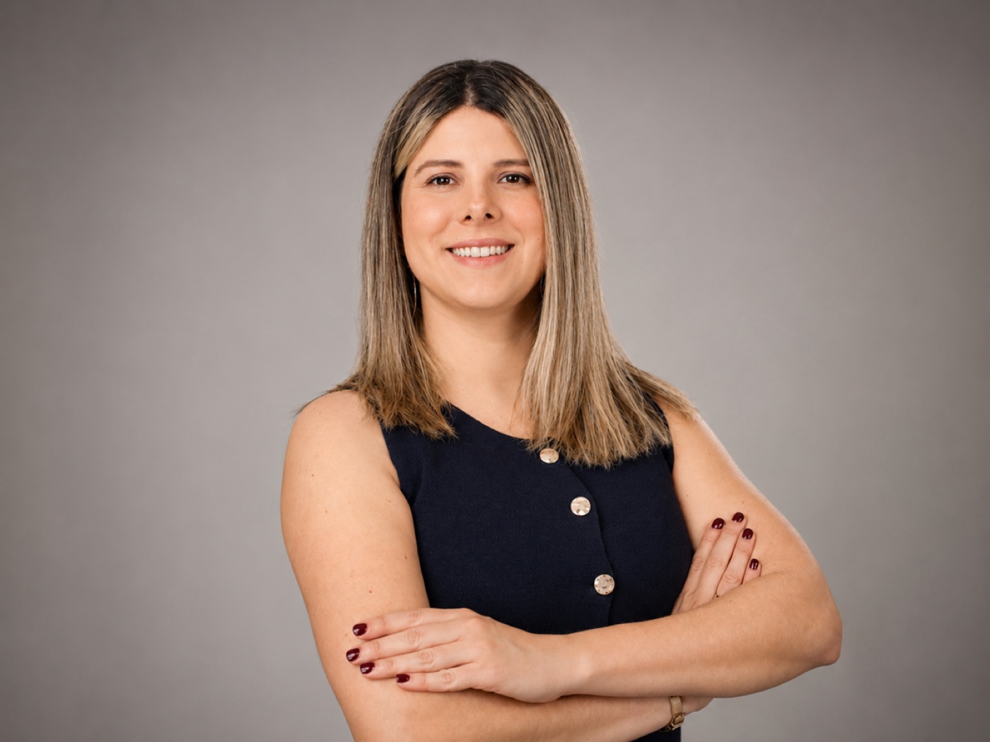 Ana María Martínez te invita a contactarla